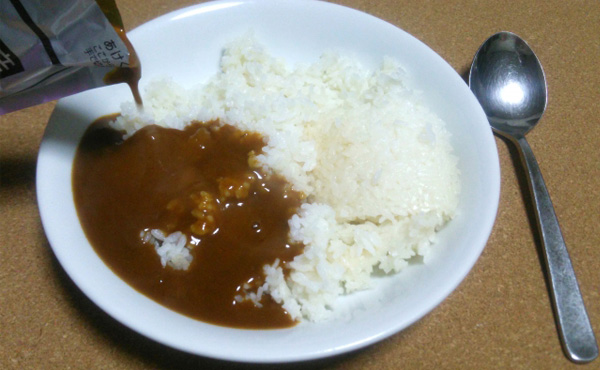 レトルトカレー